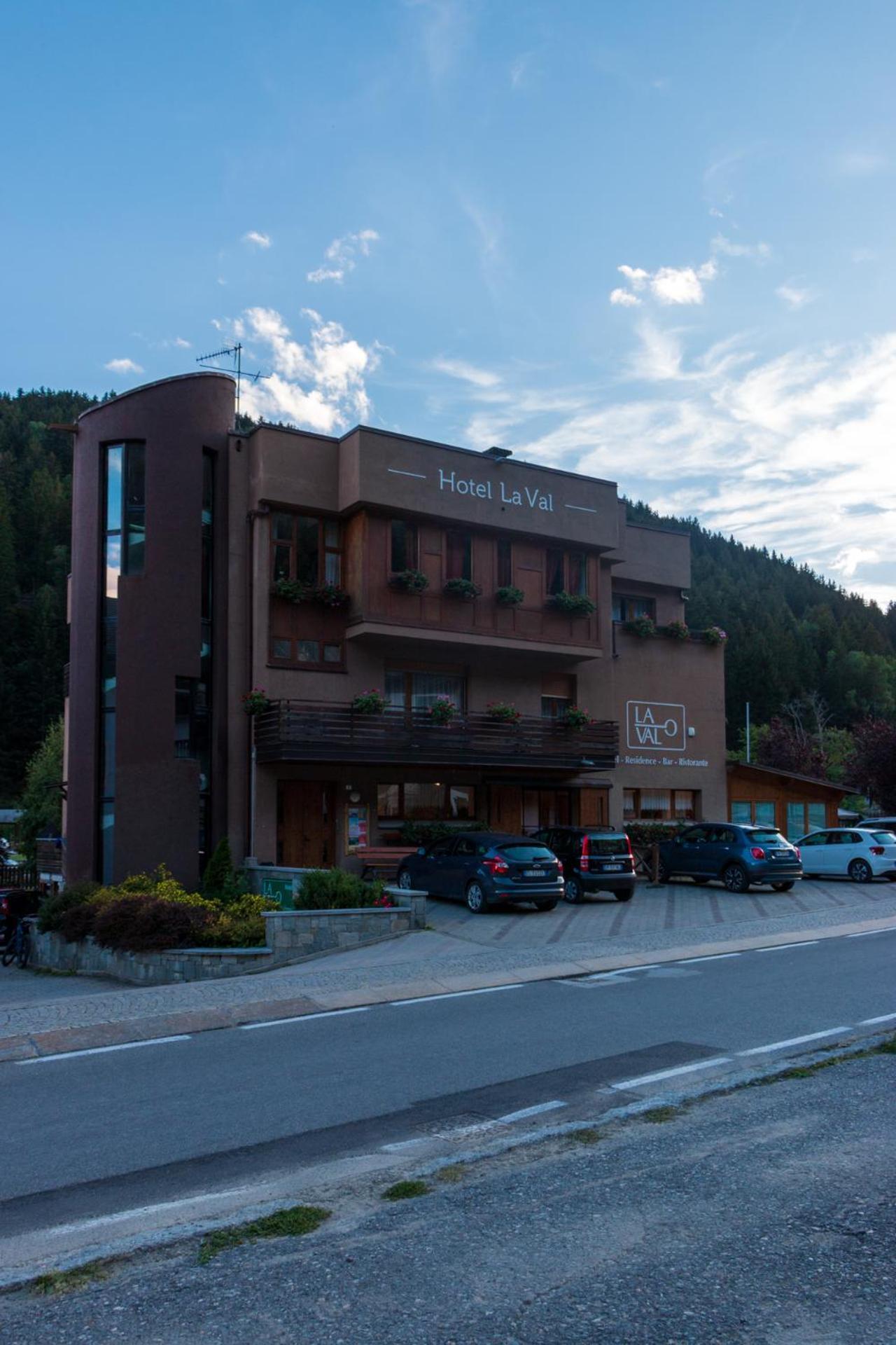 Hotel La Val Isolaccia Eksteriør billede