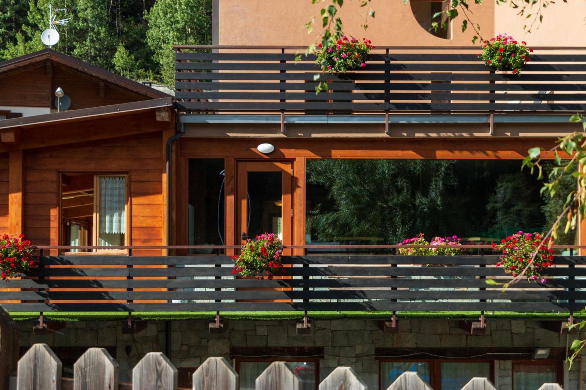 Hotel La Val Isolaccia Eksteriør billede
